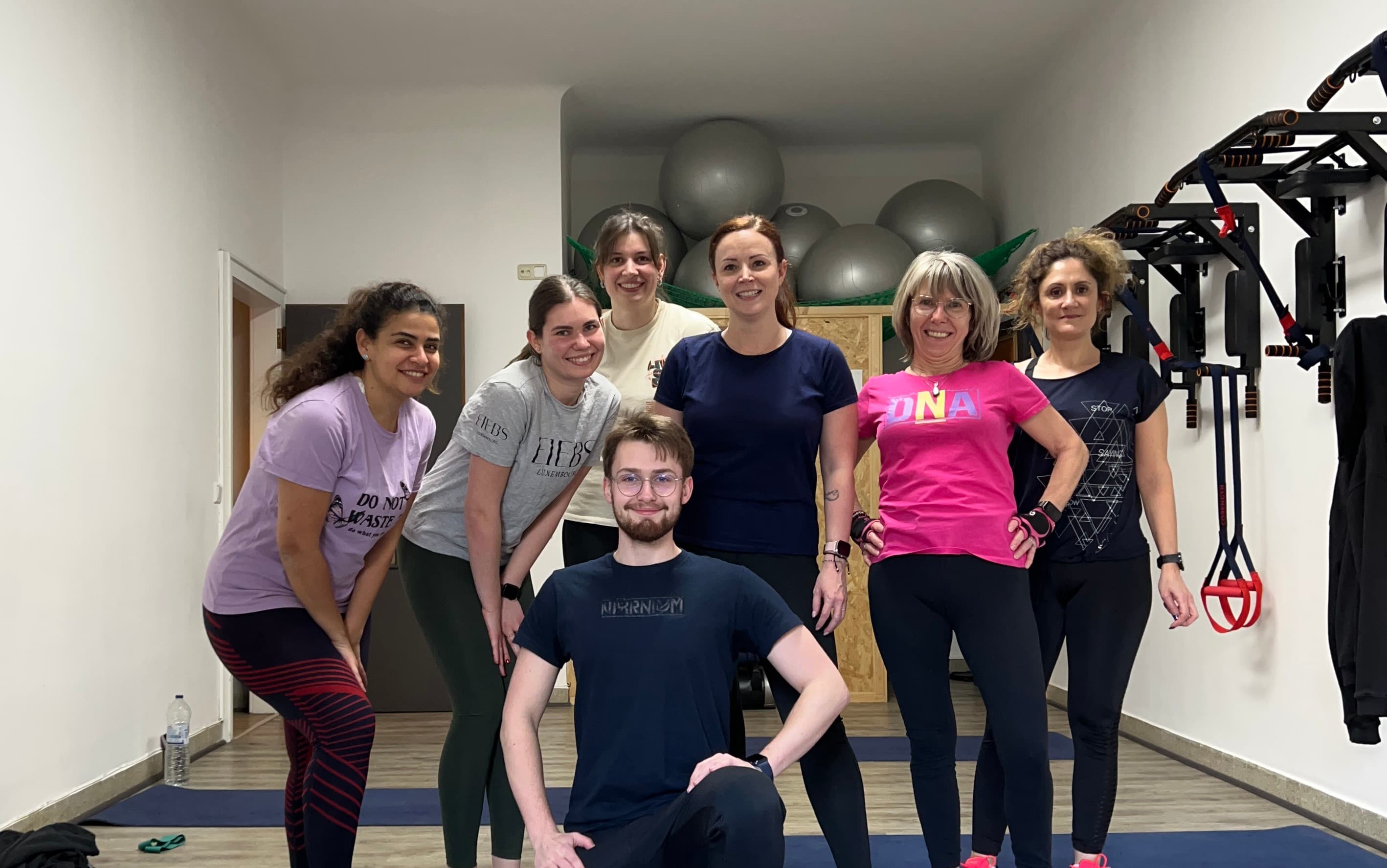 Séance de HIIT en petit groupe chez DNA Coaching